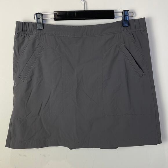 WOOLRICH Gray Taupe Athletic Skort - Size L - Picture 1 of 9